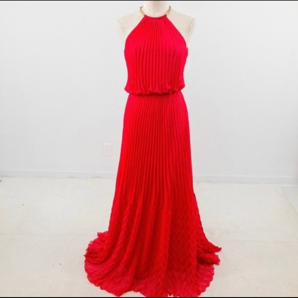 Guess gown